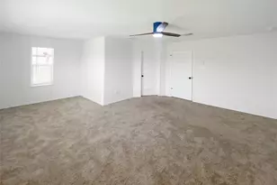 152 Josey Wales Dr, Jarrell, TX 76537 - Photo 14