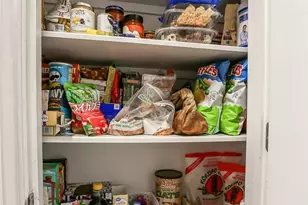 910 W 25th St, Austin, TX 78705 - Photo 14