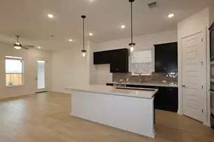 2020 Lolo Ln, Leander, TX 78641 - Photo 4