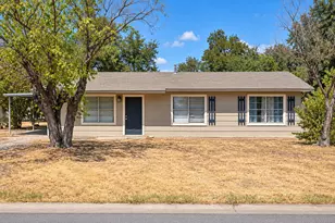 1506 Circle Dr, Round Rock, TX 78664 - Photo 1