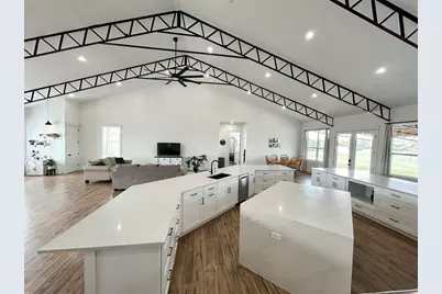 720 County Road 2337, Lampasas, TX 76550 - Photo 8