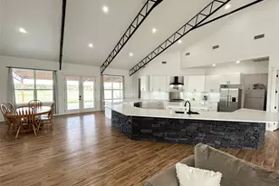 720 County Rd 2337, Lampasas, TX 76550 - Photo 2