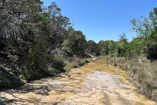 720 County Rd 2337, Lampasas, TX 76550 - Photo 28