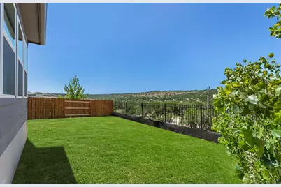 6916 Cliff Rose Drive, Spicewood, TX 78669 - Photo 26