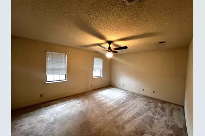 180 Steven Court, La Grange, TX 78945 - Photo 10