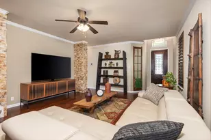 503 S Meadowlark St, Lakeway, TX 78734 - Photo 2