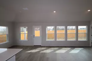 9201 Corvallis Dr, Austin, TX 78747 - Photo 4