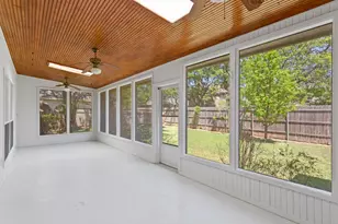 10504 Loring Dr, Austin, TX 78750 - Photo 32