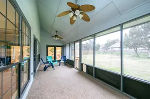 13102 Villa Park Dr, Austin, TX 78729 - Photo 18