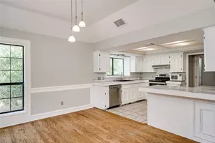 13102 Villa Park Dr, Austin, TX 78729 - Photo 36