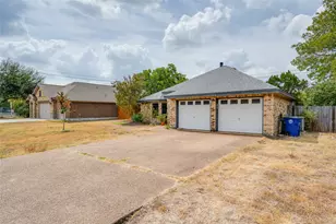 13102 Villa Park Dr, Austin, TX 78729 - Photo 10