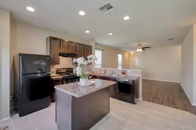 5704 Levenwood Lane, Austin, TX 78724 - Photo 6