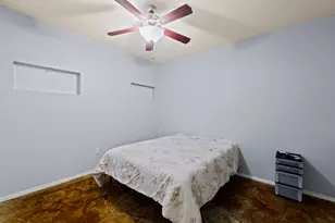 910 W 25th St, Austin, TX 78705 - Photo 10