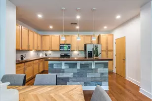 2608 E 6th St, Austin, TX 78702 - Photo 6