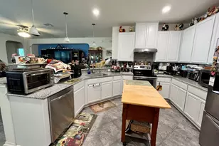 503 Yosemite Trail, Taylor, TX 76574 - Photo 2