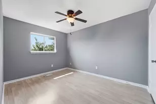 6406 Chimney Creek Cir, Austin, TX 78723 - Photo 18