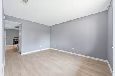 6406 Chimney Creek Circle #B, Austin, TX 78723 - Photo 4