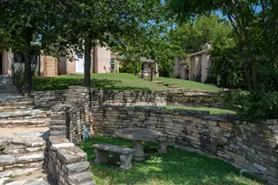 6406 Chimney Creek Cir, Austin, TX 78723 - Photo 2