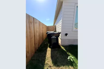 208 Skyfire Street, Hutto, TX 78634 - Photo 22