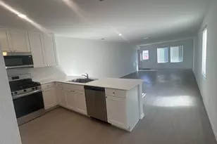 208 Skyfire St, Hutto, TX 78634 - Photo 4