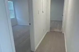 208 Skyfire St, Hutto, TX 78634 - Photo 10