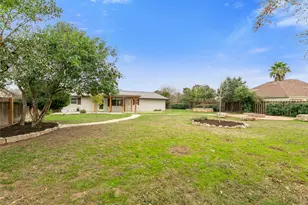 1003 Porpoise St, Lakeway, TX 78734 - Photo 18