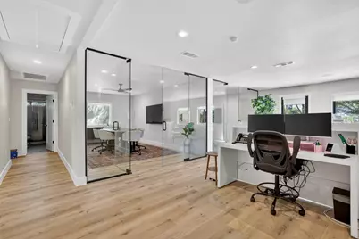 1708 W Koenig Lane, Austin, TX 78756 - Photo 6