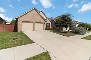 112 Barrel Bnd, Georgetown, TX 78628 - Photo 4
