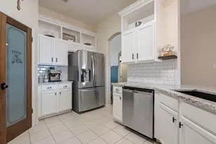 2305 Candle Ridge Trail, Georgetown, TX 78626 - Photo 10