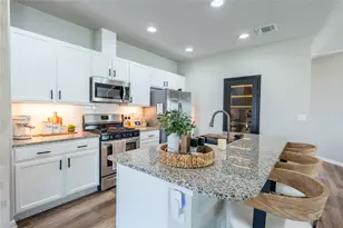 123 Stellamar Dr, Hutto, TX 78634 - Photo 14