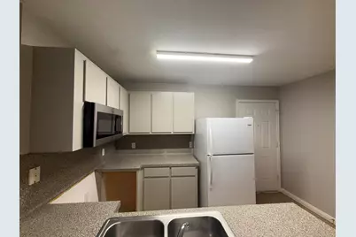 2906 Kestrel Drive #B, Austin, TX 78745 - Photo 6