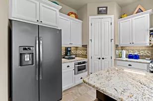 204 S Venture Blvd, Point Venture, TX 78645 - Photo 16