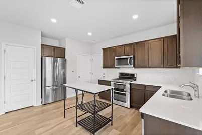 7814 Wilfred Drive, Austin, TX 78744 - Photo 6