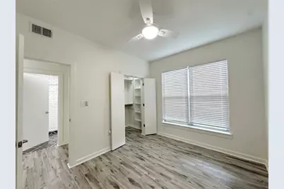 1201 Grove Boulevard #1701, Austin, TX 78741 - Photo 4