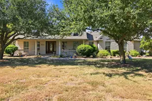 215 Courtnee's Way, Georgetown, TX 78626 - Photo 6