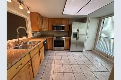 17 Casa Verde Street #17, Lakeway, TX 78734 - Photo 4