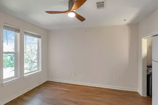 1900 Barton Springs Rd, Austin, TX 78704 - Photo 26