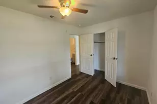 1401 Trinity St, Lockhart, TX 78644 - Photo 20