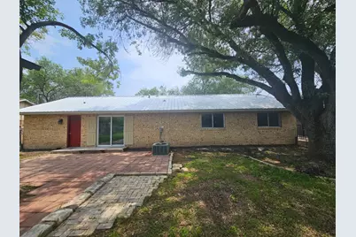 1401 Trinity Street, Lockhart, TX 78644 - Photo 28