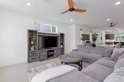 4020 Airport Boulevard #7, Austin, TX 78722 - Photo 10