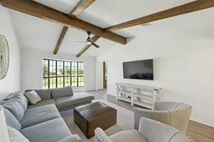 608 Sombrero Dr, Horseshoe Bay, TX 78657 - Photo 8