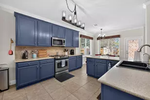 376 Sweet Gum Dr, Kyle, TX 78640 - Photo 8