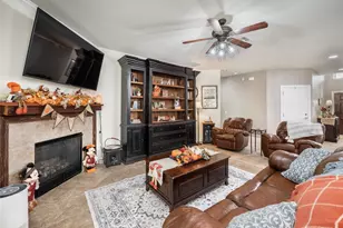 376 Sweet Gum Dr, Kyle, TX 78640 - Photo 8