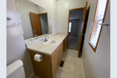 2029 Us-290 E, McDade, TX 78650 - Photo 12