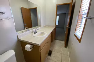 2029 Us-290 E, McDade, TX 78650 - Photo 12