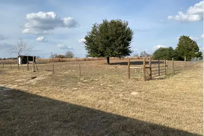 2029 Us-290 E, McDade, TX 78650 - Photo 4