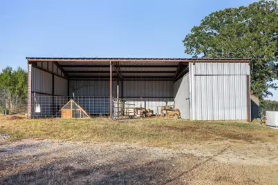 3270 Fm 671, Luling, TX 78648 - Photo 14