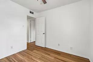 5809 Coventry Ln, Austin, TX 78723 - Photo 18