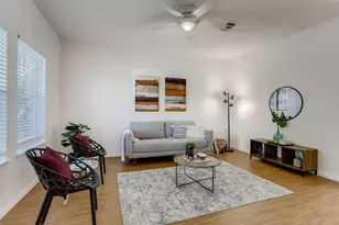 1206 Maple Ave, Austin, TX 78702 - Photo 4