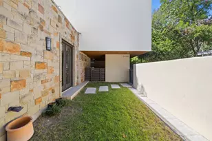 2410 Sharon Ln, Austin, TX 78703 - Photo 28
